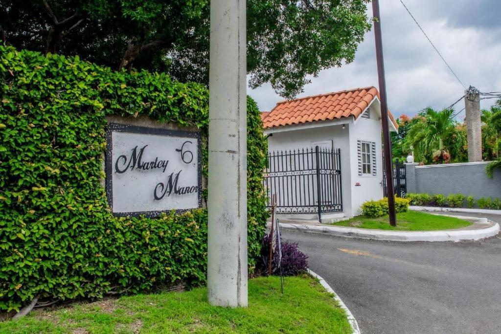 Finest Accommodation Marley Manor Apt # 513 Ground Floor 6 Marley Rd Kgn 6 Кингстон Экстерьер фото